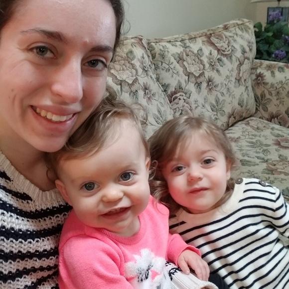 Meet your Posher, Niki - Picture 2 of 4